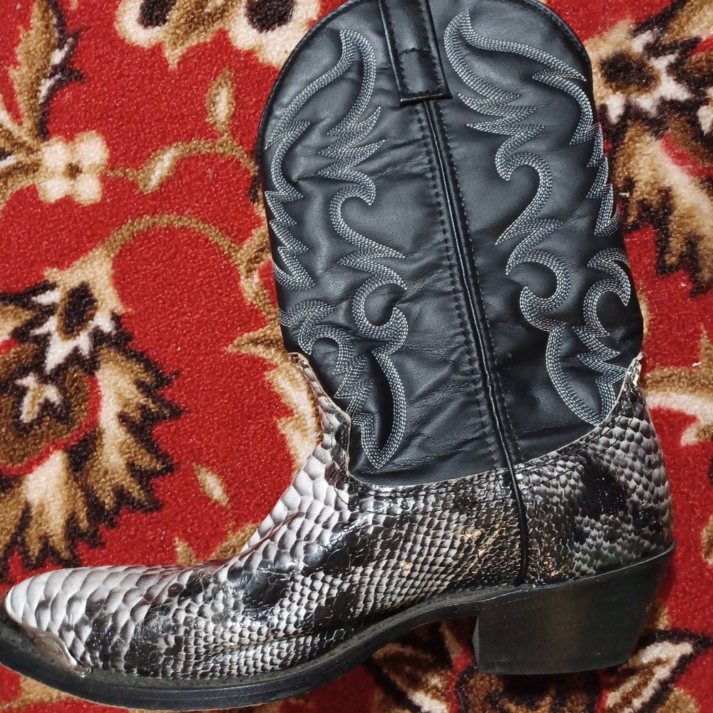 Men's Laredo Boots Size 9.5D